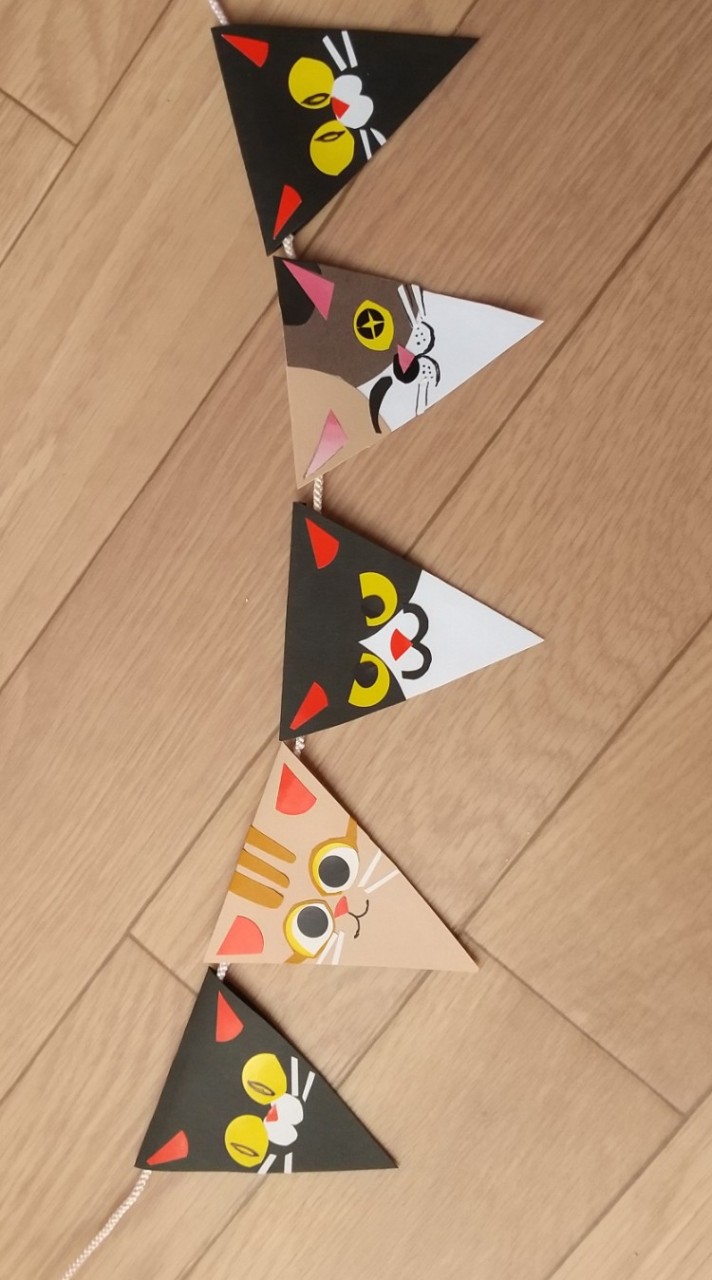 にゃかろん