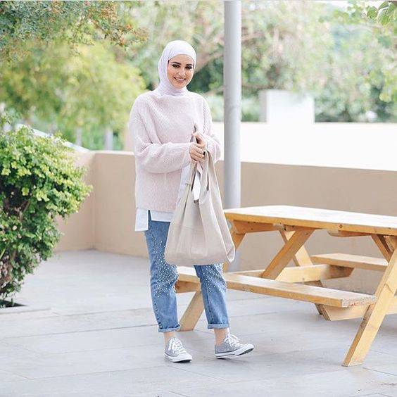 10 Inspirasi Ootd Hijab Celana Jeans Boyfriend Yang Stylish Dan Menawan Womantalk Com Line Today