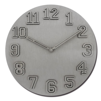 12吋 居家擺飾 輕薄簡約 球衣數字 金屬拉絲 餐廳客廳臥室 靜音 圓掛鐘 - 銀色