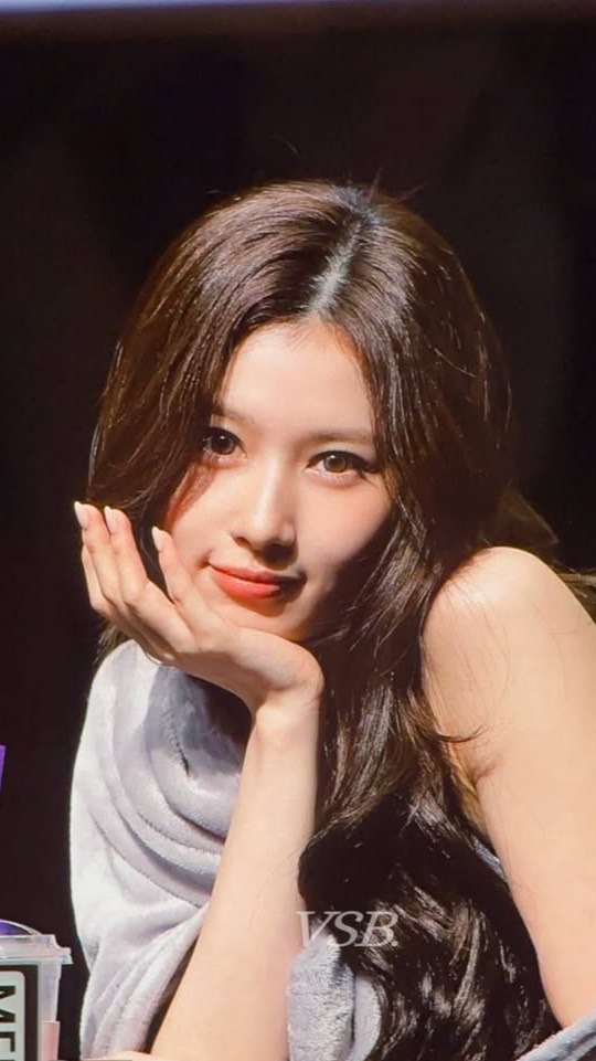小•SANA•松鼠🐹