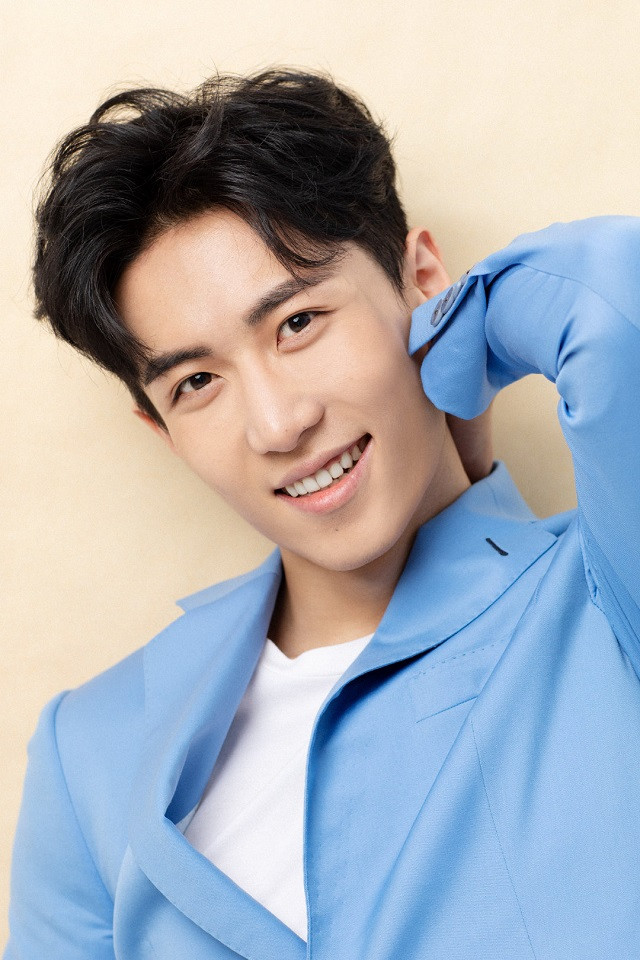 楊冪公司力捧新演員6：張淞《風暴舞》、《了不起的兒科醫生》、《正青春》、《暴風眼》、《天舞紀》