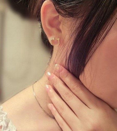 [協貿國際] 韓國飾品鑲鑽蝴蝶結貓眼石貓咪耳釘耳飾 (4個價)