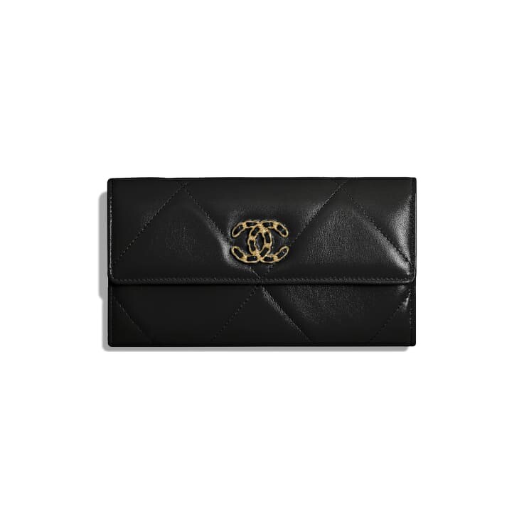 Chanel 19 口蓋長皮夾，NT40,700