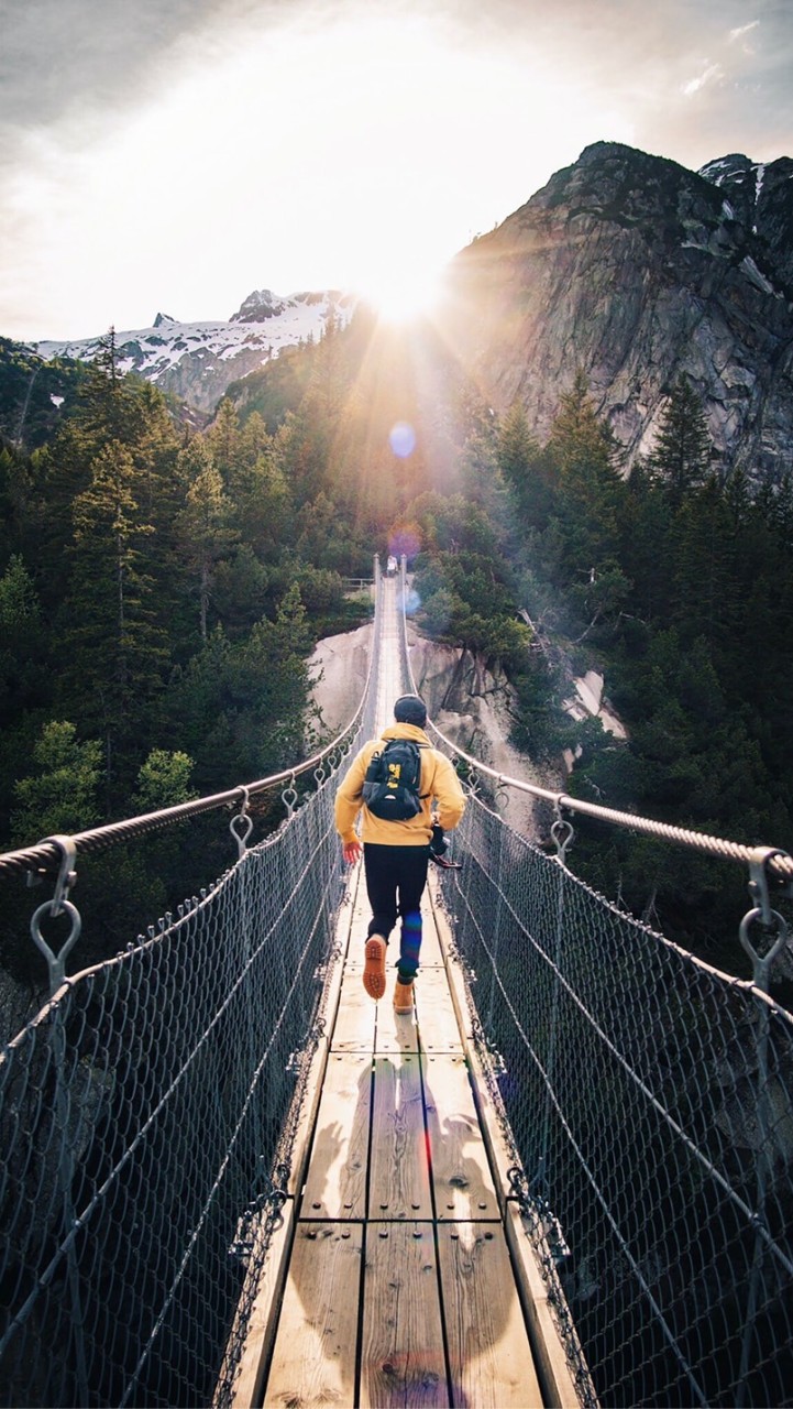🧗🏻‍♂️山裡有群人