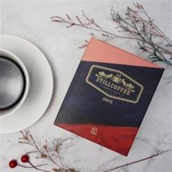 ◎國立歷史博物館與STILL咖啡經典合作|◎質感包裝、送禮大方|◎首席咖啡師特調風味，香醇濃厚主要類型:濾掛咖啡咖啡豆產地:中南美洲產地:台灣風味:義式包裝:盒裝保存方式:常溫份數/規格:淨重:每小包