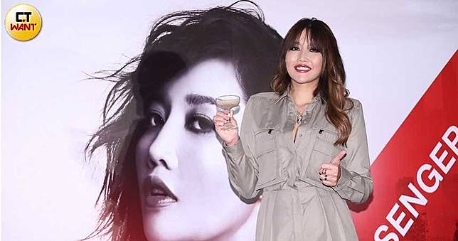 A-Lin人間胸器藏不住　自招女兒只愛鄧紫棋