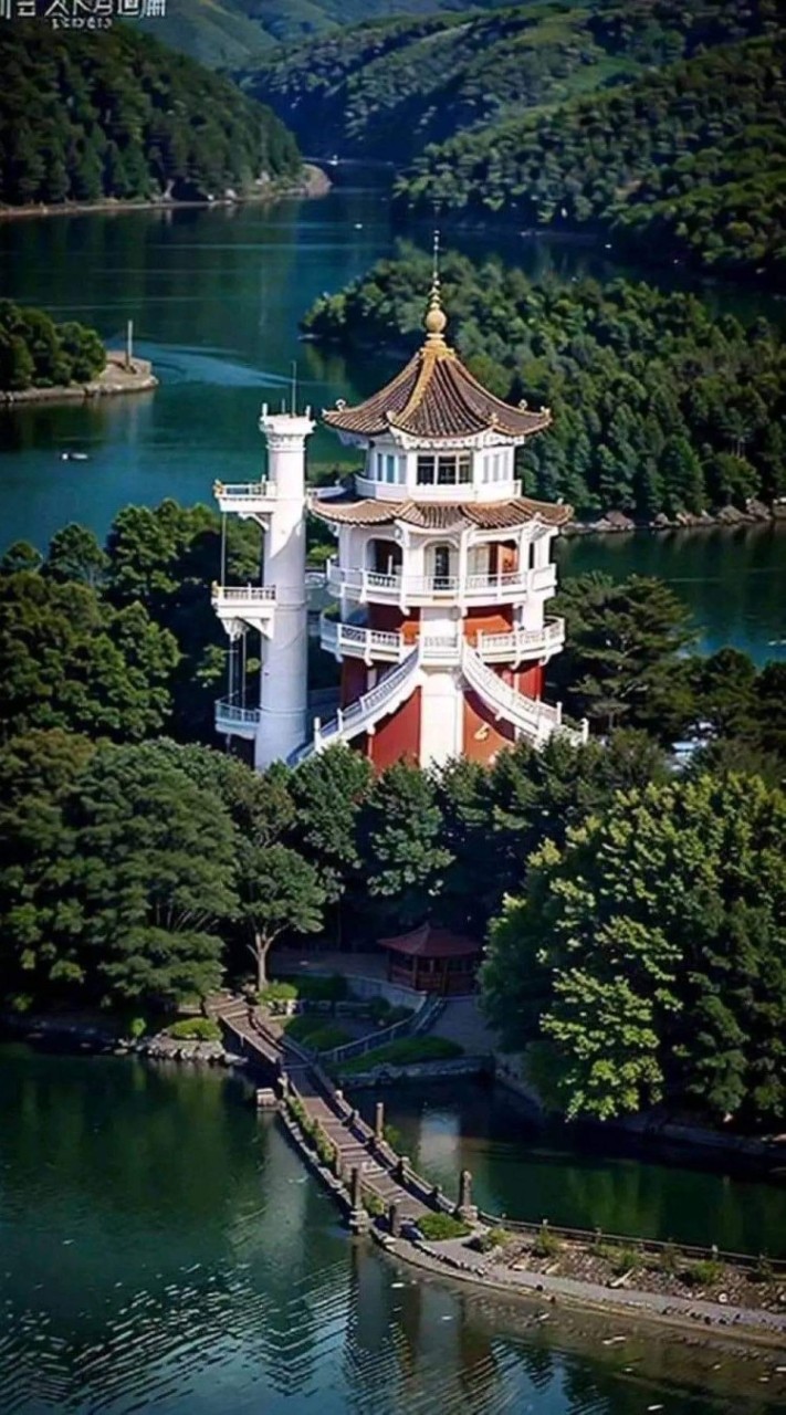 療傷閒聊群，可以一起來咒罵天秤跟其他傷害你的人，但垃圾玻璃心請滾，我們不是保姆不需要照顧你的玻璃心😎