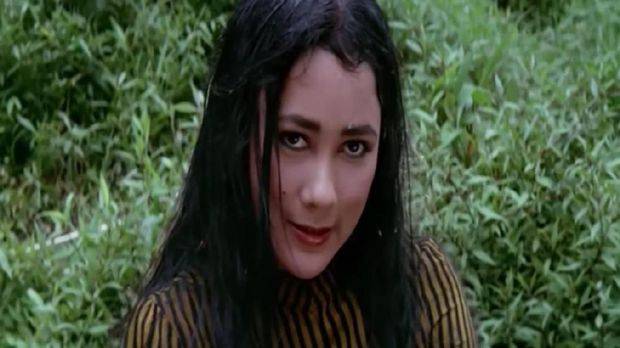 6700 Film Hantu Ambulance Suzanna Gratis