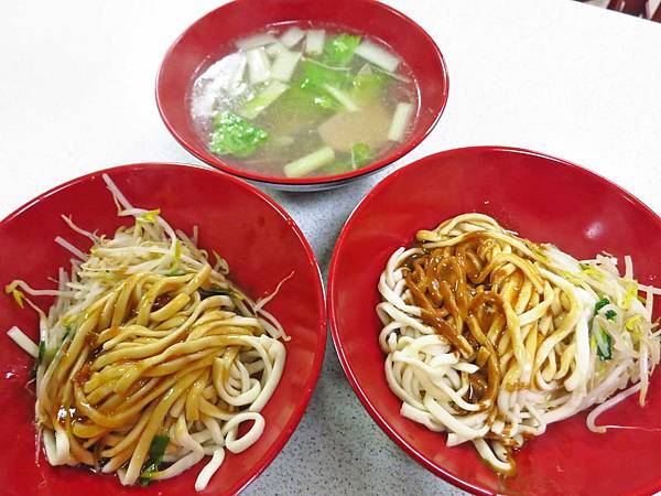 【台北美食】可口豬肝湯麻醬麵-香而不膩，令人回味的麻醬麵