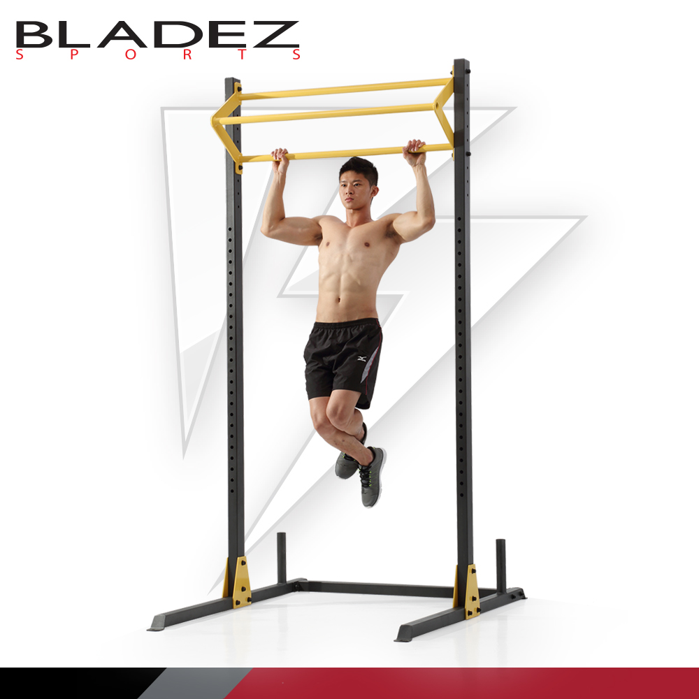 ★三角引體架可做不同高度訓練 ★適合各種槓鈴鍛練 ★25種高度調節，站蹲臥皆適合 ★可做阻力架訓練 ★多元訓練全身上下肌肉 ★高耐用度剛性鐵材炭銀烤漆