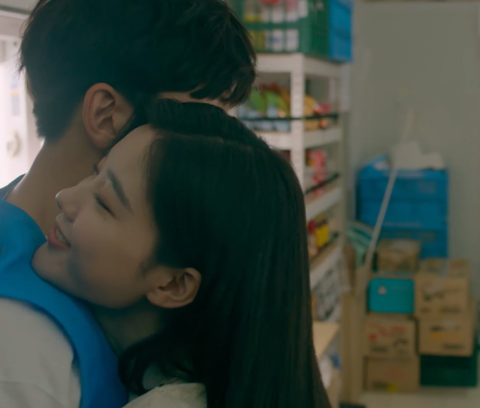 《便利店新星》大賢的戀愛小動作1：主動給抱抱
