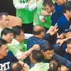 （吵群）喜歡吵通通加進來！（只有立場不論是非）