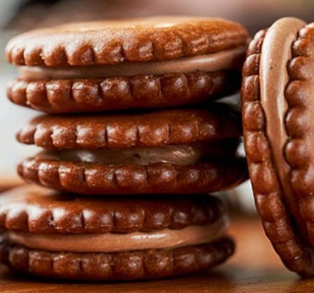 聖比德美味的糕餅及牛軋糖，是觀光客的最愛。（圖片來源：聖比德）