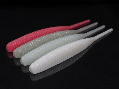 巨大0mmワームが登場 晩秋のモンスタータチウオ狙いのワインド Flap釣法で使いたい