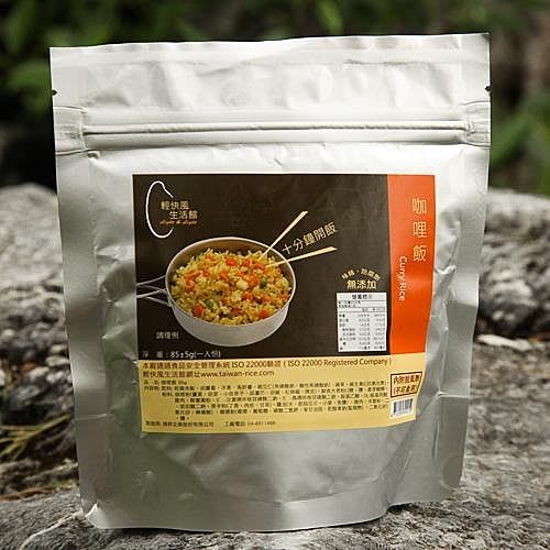 本產品採站立夾鍊袋式包裝,沸水可直接注入袋內, 熱水沖泡十分鐘即可食用,保證不含防腐劑喔！