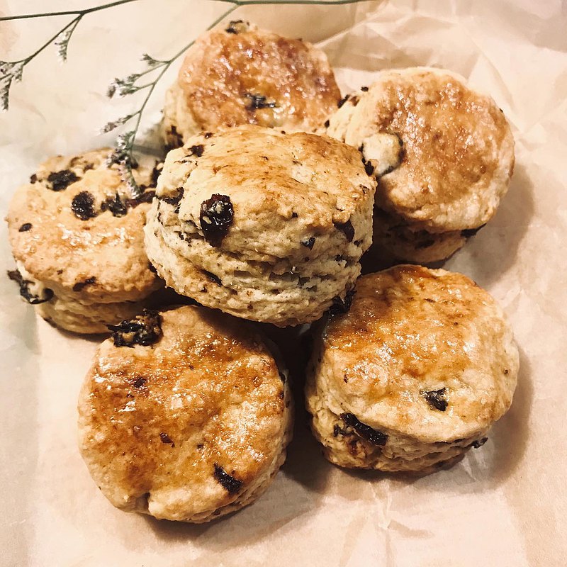 蘭姆酒漬葡萄司康