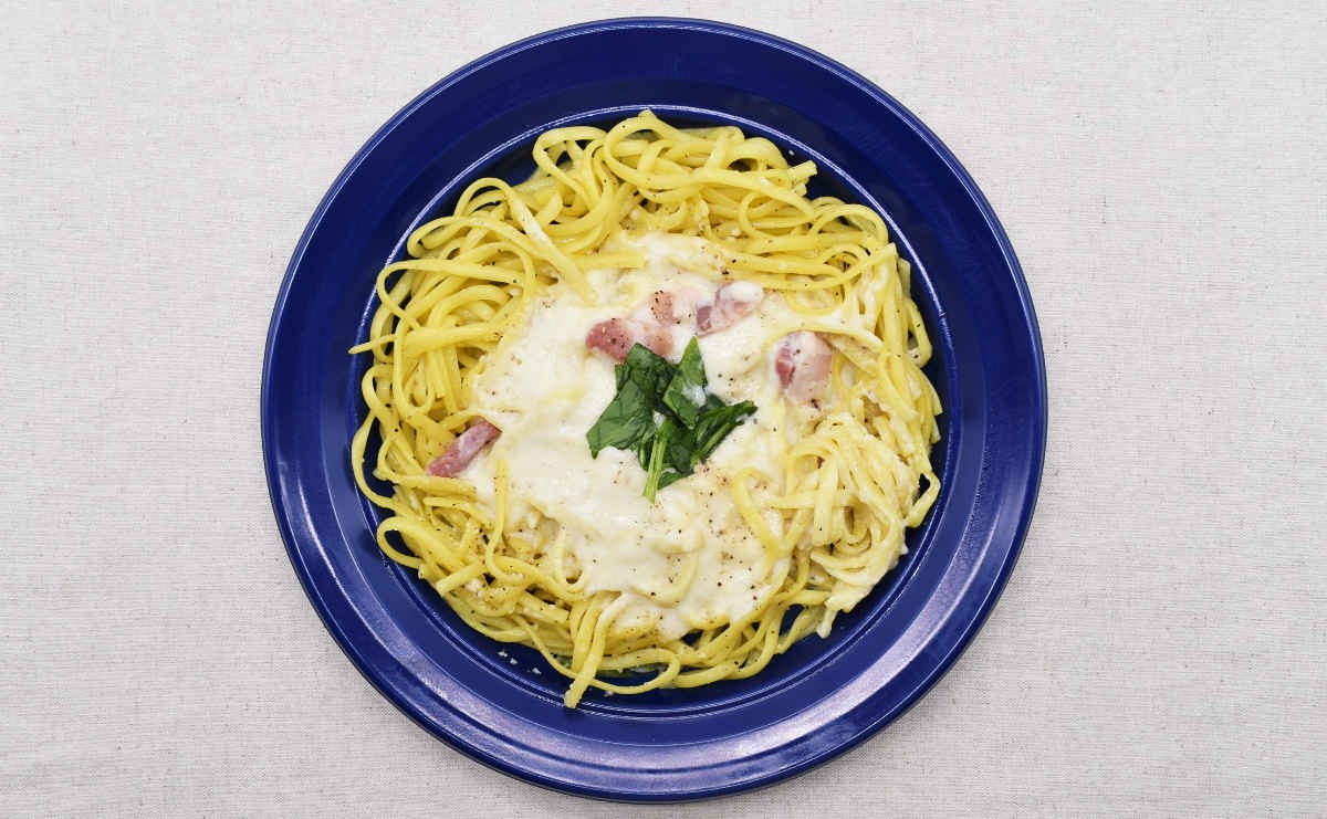 ローマの名物パスタを再現 ローソンの イタリア周遊 ローマ パンチェッタのカチョ エ ペペ