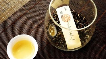 【艋舺美食】柳隅茶舍 Liu Yu Tea House #台灣茶 #普洱茶 #冷泡茶 #東方美人茶 #茶葉 #萬華伴手禮 #萬華美食