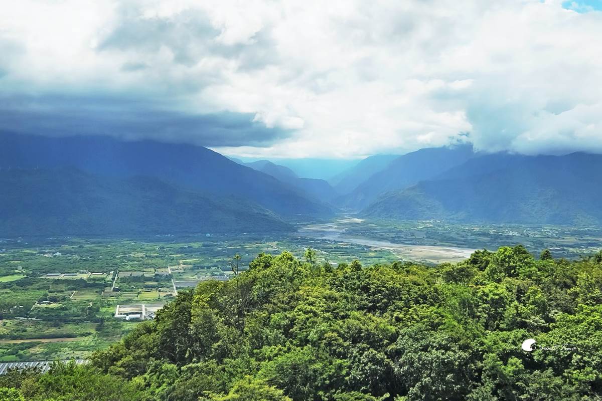 不要只去七星潭！花蓮６大美拍景點：絕美「台版藍洞」、IG暴紅天空之鏡