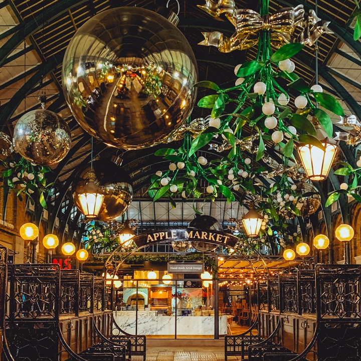 Apple 找來了專業攝影師，教你怎麼用 iPhone 拍出好看的聖誕、跨年照