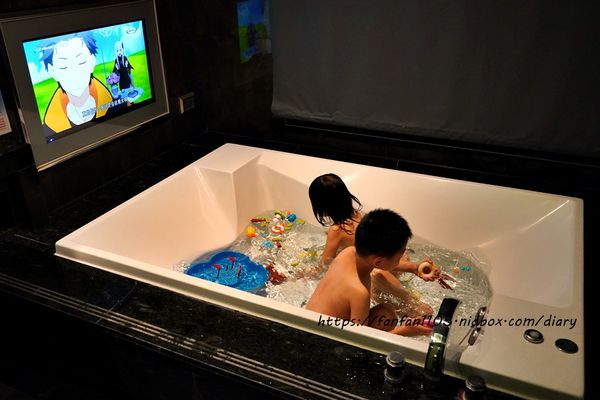 【B.Duck 小黃鴨】漂流冒險水樂園玩具 #冒險樂園 漂漂河 #漂流模式 #沙盤模式 #釣魚模式 多種玩法，讓孩子怎麼都玩不膩 (20).JPG