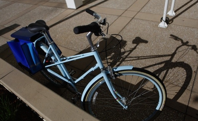 Google有GBike，蘋果也有Apple Gray單車，從單車也可以看出科技公司的文化差異