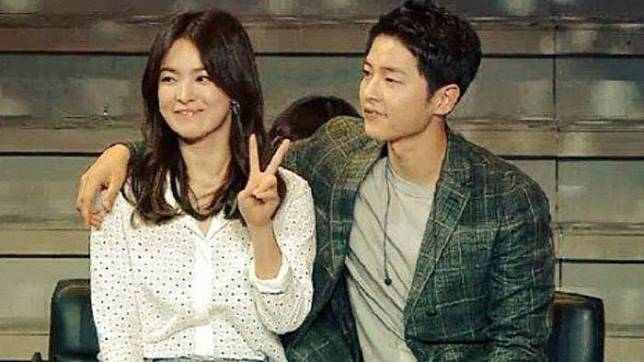 Media Korea Buktikan Song Hye Kyo dan Song Joong Ki Berada di Villa yang Sama