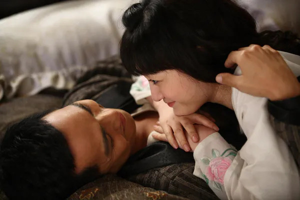 定角陸劇 鍾漢良、李小冉《往後餘生》：時隔七年重逢初戀情人