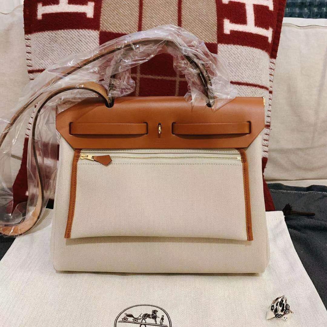 Hermes herbag 31 8L白 内縫 $9xxxx 我愛麋鹿歐美精品全球代購since2005