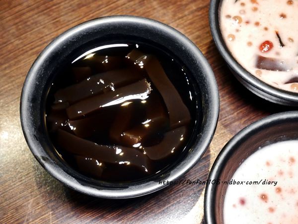 【中和美食】鮮來一鍋 #霜降牛肉 #活跳蝦 #雙人套餐680元 #不收服務費 #自助吧無限供應 (20).JPG