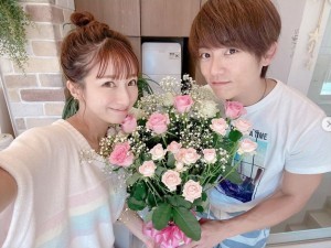 杉浦太陽 13年前の結婚式の写真を公開 辻希美との2ショットに 初々しい と感慨