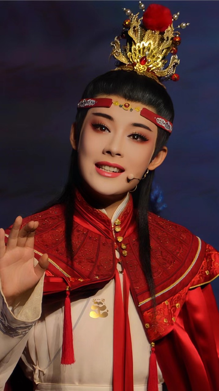 越韻星辰💫_陳麗君