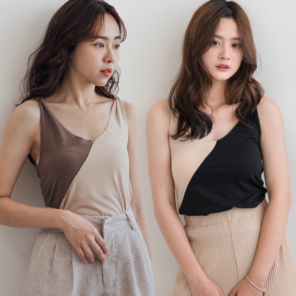 建議手洗，機器洗的話請包洗衣袋並以低速洗滌*洗後吊掛陰乾或平晾，勿烘乾*不能用熨斗熨燙，建議使用蒸汽熨斗燙衣服，另洗滌棉麻衣服時，水溫也不宜過高，保持常溫洗滌較不損傷衣物*棉麻類衣服不宣漫泡，洗滌時間