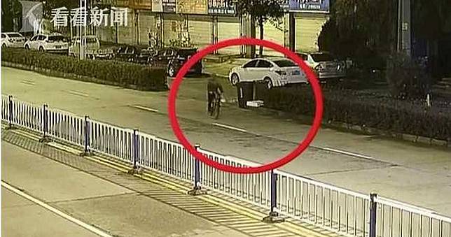 跟家人吵架不爽！12歲男童靠乞討過活　「狂騎3000km」要去北京
