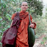 ครูบานิว นาคาเปิดทรัพย์