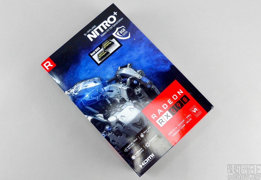 NITRO+ Radeon RX 590 8GB Special Edition 採用直立式包裝