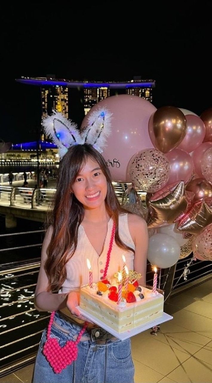 แจกรูปคนดังง💐