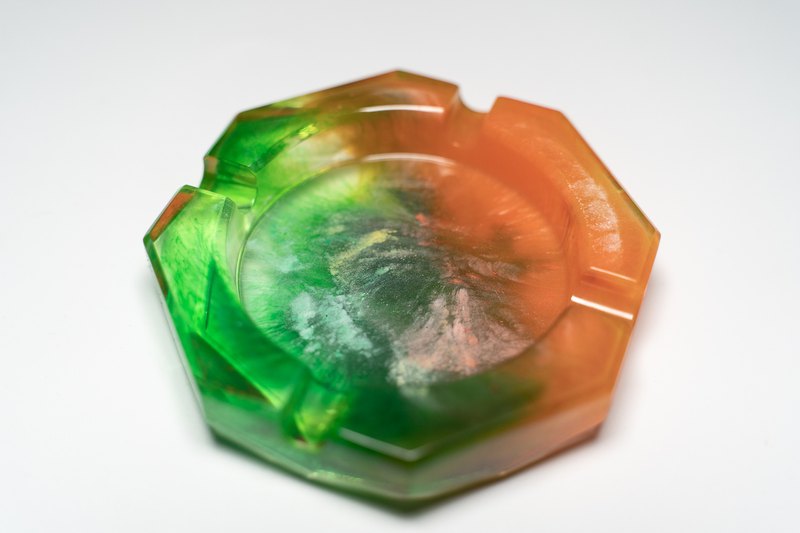 Size:10cm 可當燭台或飾品與鑰匙收納 備註:因每款式手工創作 本實體如有些許空洞或部分邊角不完全皆屬正常現象 不影響日後使用