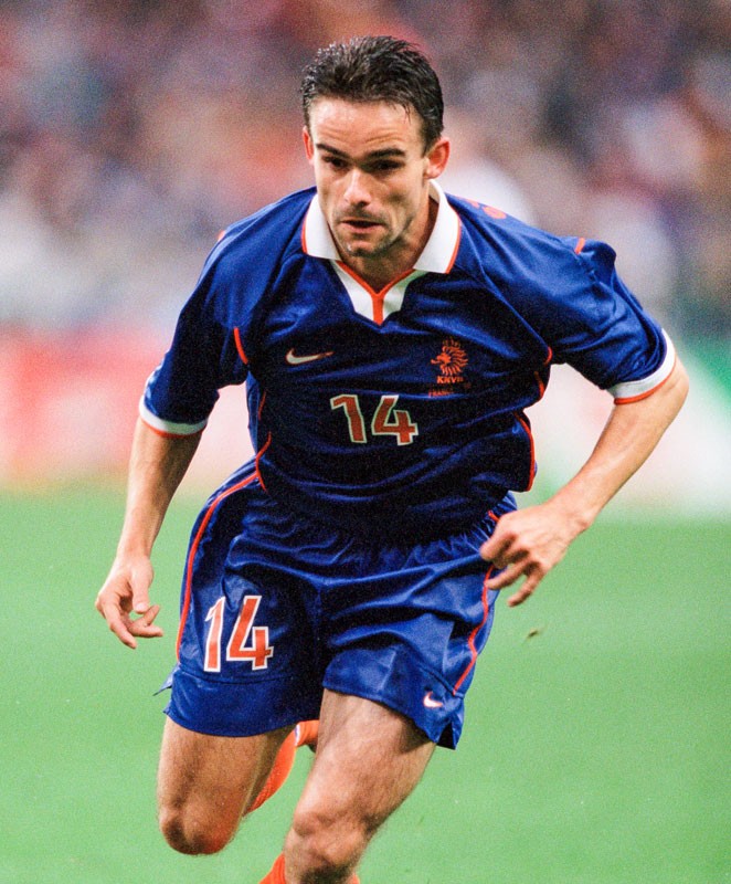 高性能 １９９８シーズン オランダ代表 ベルカンプ ユニフォーム | www