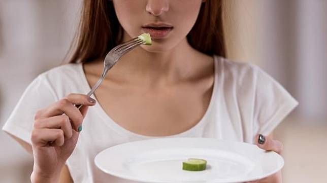 Punya Sakit Maag Tidak Boleh Diet Mitos atau Fakta?