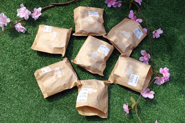 信義區車輪餅-青畑九號豆製所台北快閃店，新竹超人氣浮誇系車輪餅台北信義區03/01-04/22人氣口味和獨家口味統一時代百貨期間限定，台北好吃車輪餅