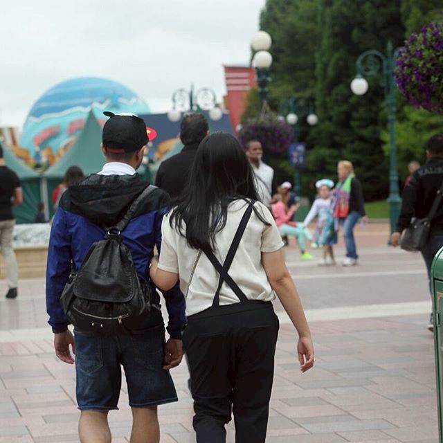 12 Foto Tak Sadar Kamera, Raffi Ahmad dan Nagita Slavina Ternyata Memang Mesra Sehari-hari