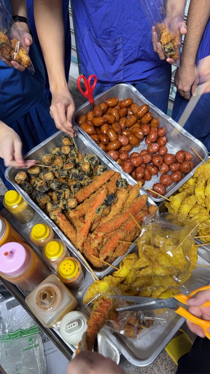 ไก่เขย่านับตัง (พี่เอื้อม)