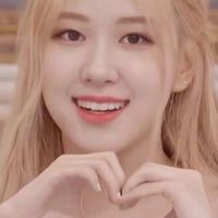 夢瑤瑤的聊天室💕｜手帳🫶｜K pop｜通通都可以進來wa👀😳