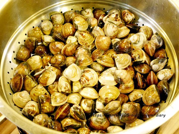 【台北火鍋】極蜆鍋物 #蛤蜊火鍋 #泰式蛤蜊酸辣鍋底 #松山區美食 #松山火鍋 #蒸氣火鍋 (4).JPG