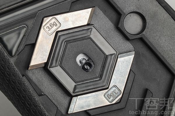 Logitech G502 Hero－ 精準度再提昇的經典電競鼠