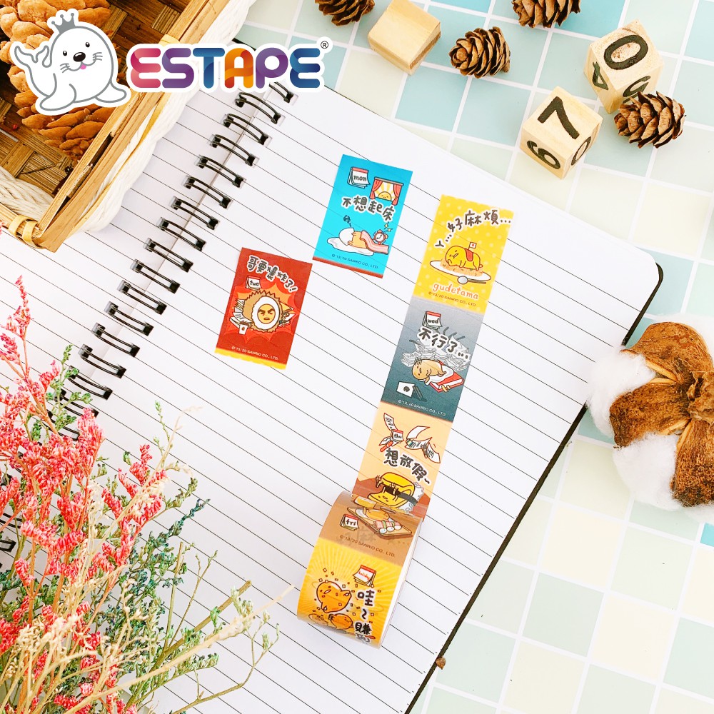 各大通路陸續開賣，絕對是三麗鷗控今夏必敗款！蛋黃哥 x Hello Kitty x 美樂蒂 x 雙星仙子 x 布丁狗 x 大耳狗喜拿 x 酷企鵝 x 大眼蛙✍ 商品介紹ESTAPE X SANRIO，