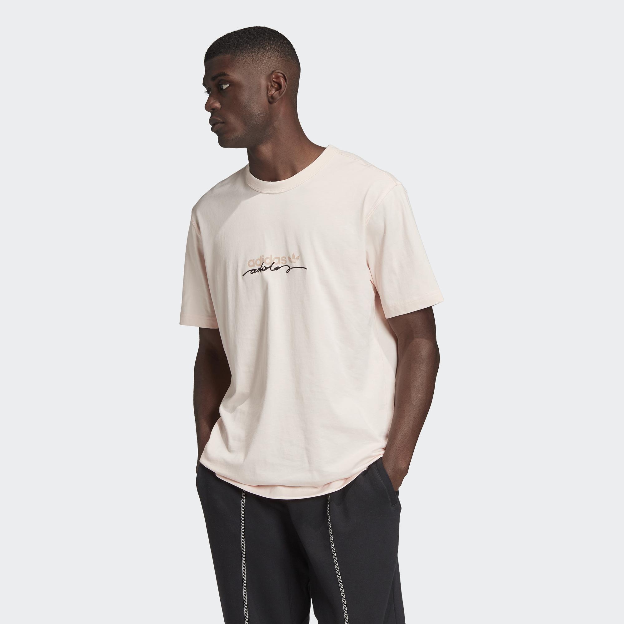 力求伴你展現自我的短袖上衣