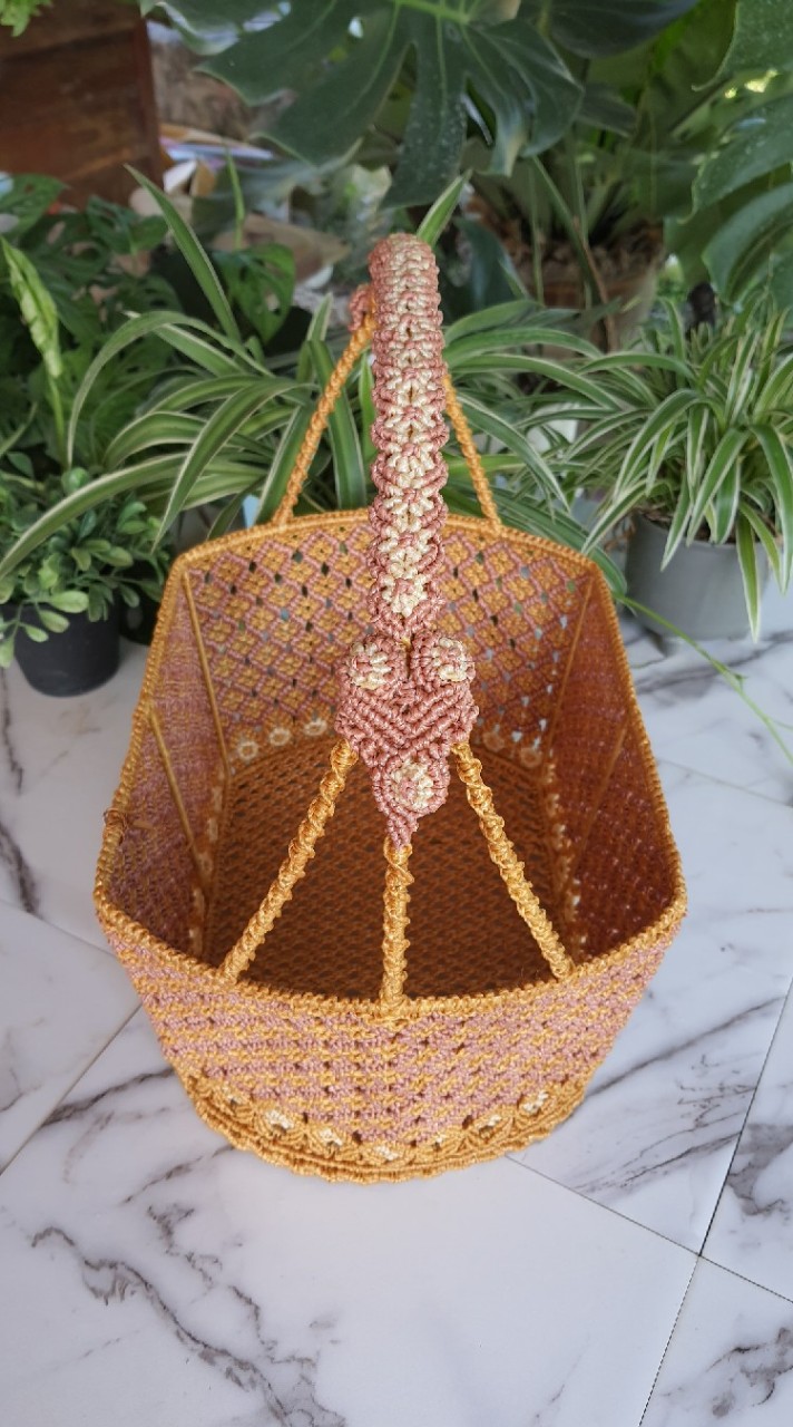 ตะกร้าสานแม่ประนม Handmade ของขวัญ ของฝาก