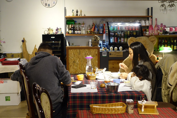 楊梅異國料理-藝綺地中海私廚餐酒館，家庭聚餐和商務活動桃園楊梅美食餐廳，楊梅活動包場餐廳，適合約會和慶祝的楊梅美食